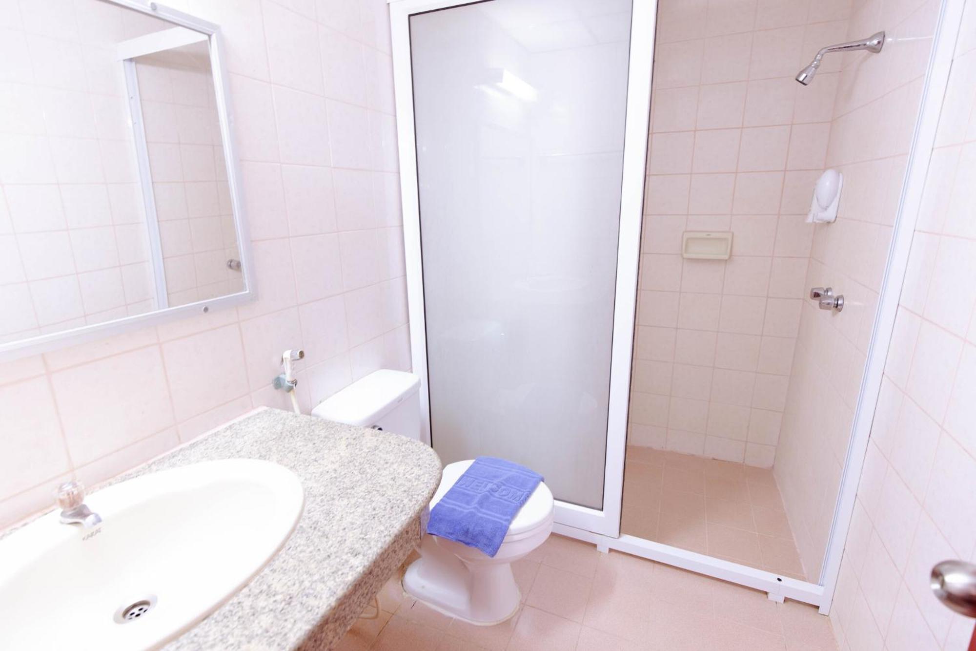 Chumphon Palace Hotel Extérieur photo
