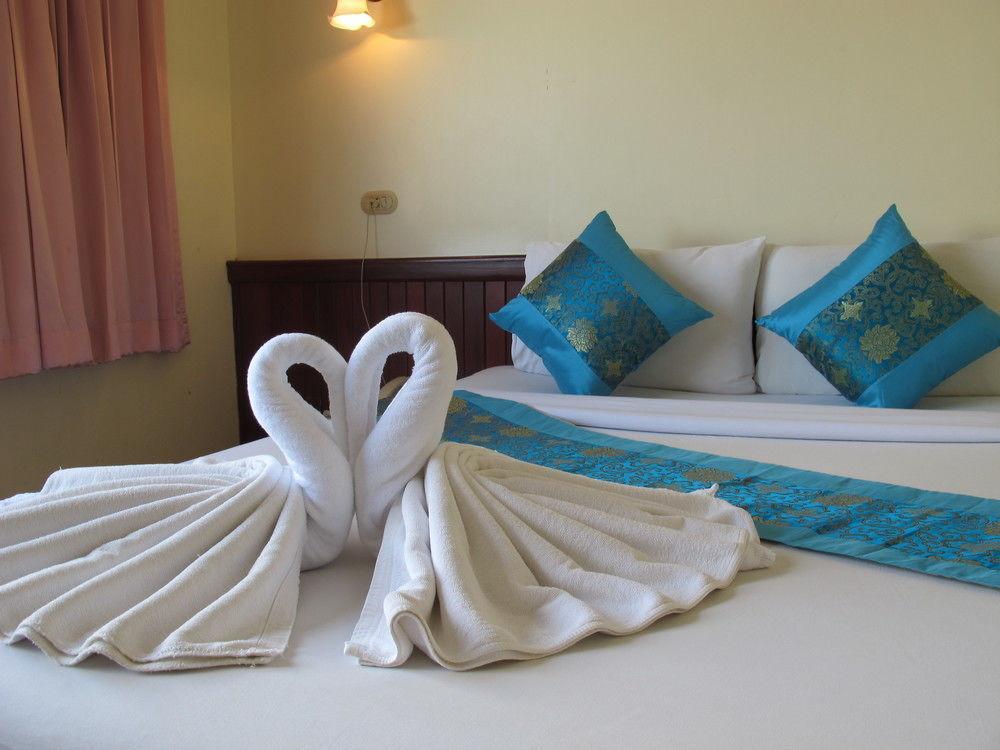 Chumphon Palace Hotel Extérieur photo