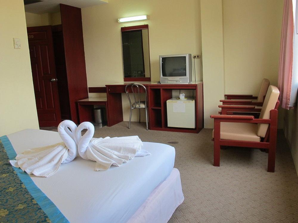 Chumphon Palace Hotel Extérieur photo