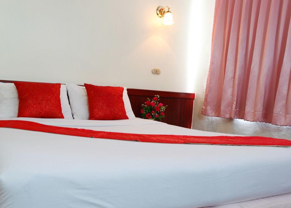 Chumphon Palace Hotel Extérieur photo