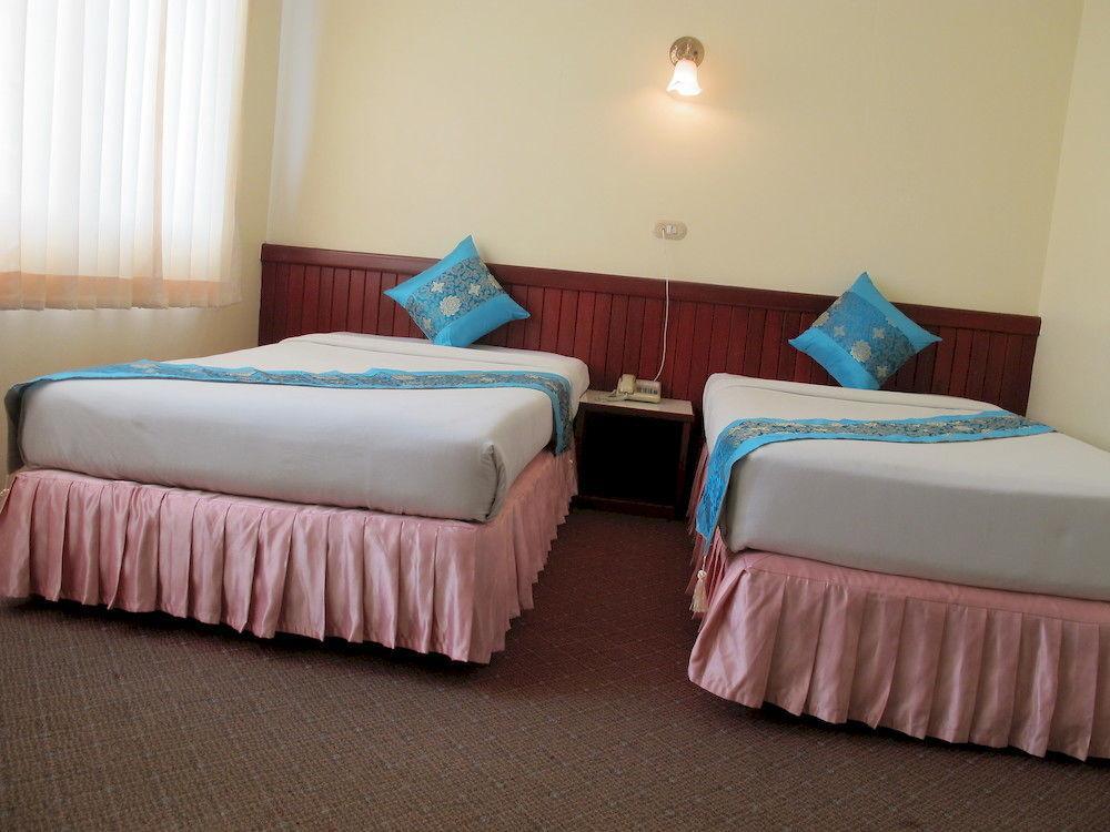 Chumphon Palace Hotel Extérieur photo