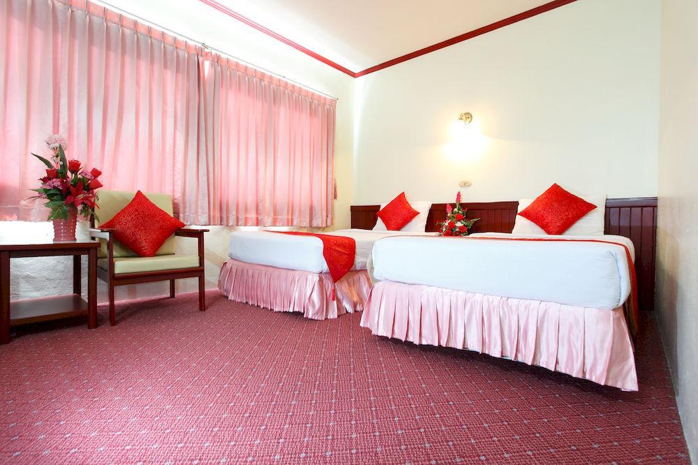 Chumphon Palace Hotel Extérieur photo